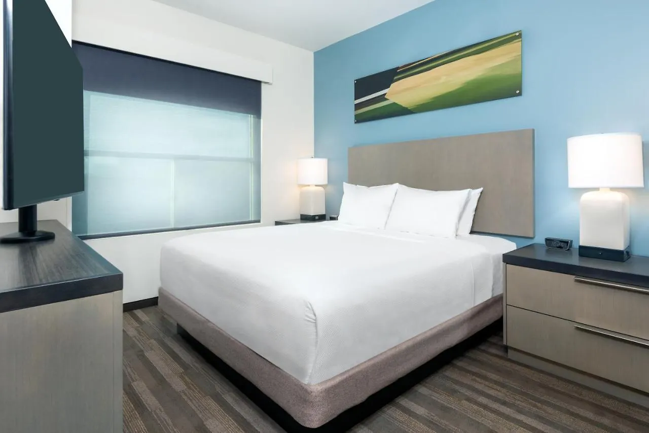 Hyatt House Tampa Airport/Westshore Hotel